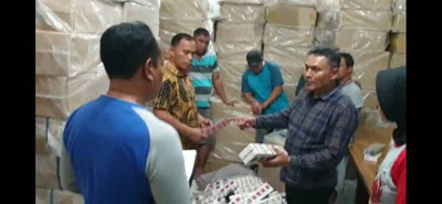 Lima Pelaku Diamankan, Polisi Bongkar Gudang Rokok Ilegal di Pekanbaru